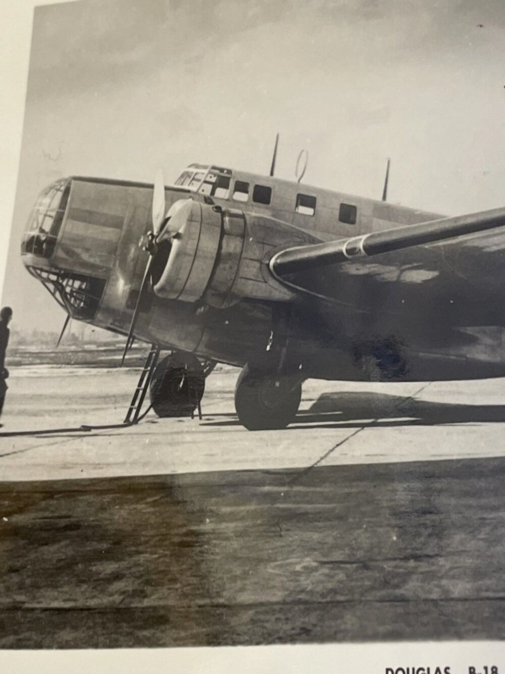 Douglas B-18 Bolo Bomber Plane Vintage Photo WW2 USAAC Military Aviation 4x6 BW - Picture 6 of 7